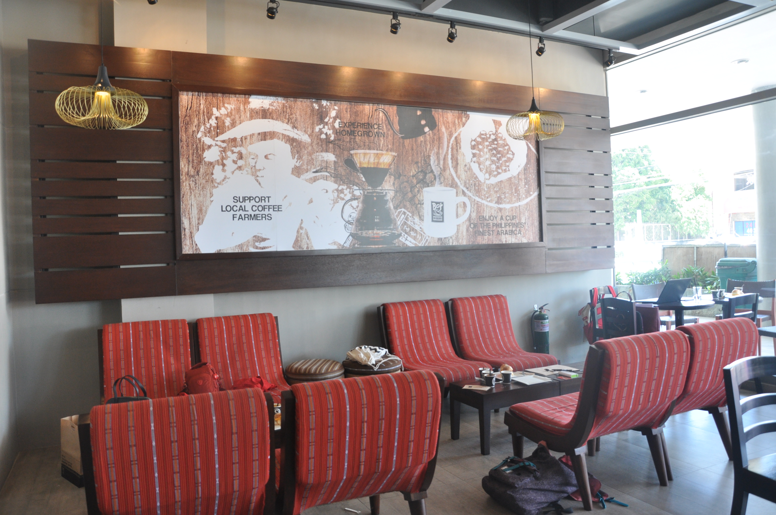 Each coffee shop serves as a window and platform for our homegrown partners, whose quality products may be quite unfamiliar to some. Among them are Tsaa Laya, Bayani Brew (iced tea and beverages), and Theo and Philo (chocolates),” Coochy Mamaclay, Bo’s Coffee VP for Brand & Marketing, said.
