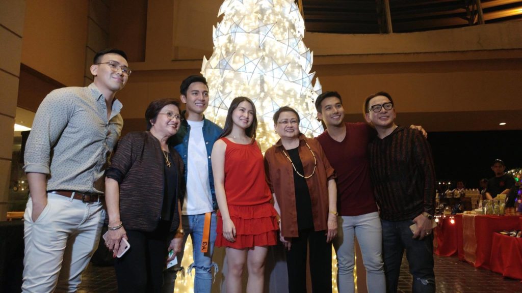 Theater Mall and Promenade Christmas Lighting Ceremony