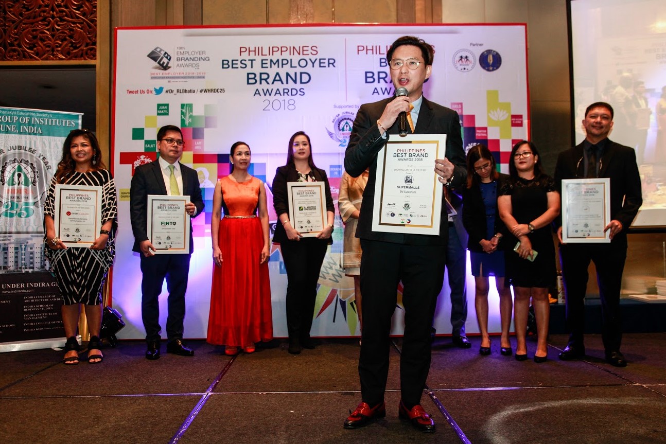 Photo 1 – SM Supermalls wins Shopping Centre of the Year award SM Supermalls wins “Shopping Centre of the Year” award in Ph Best Brand Awards