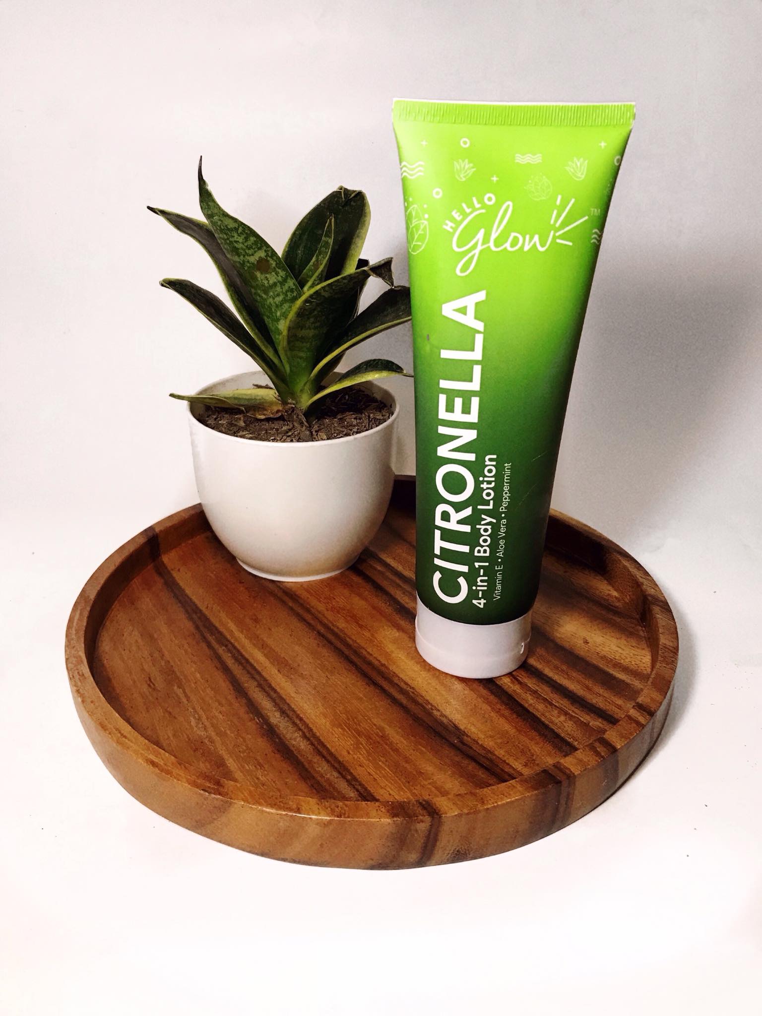 Keep skin smooth and glowing this rainy season with Hello Glow products from Shopee