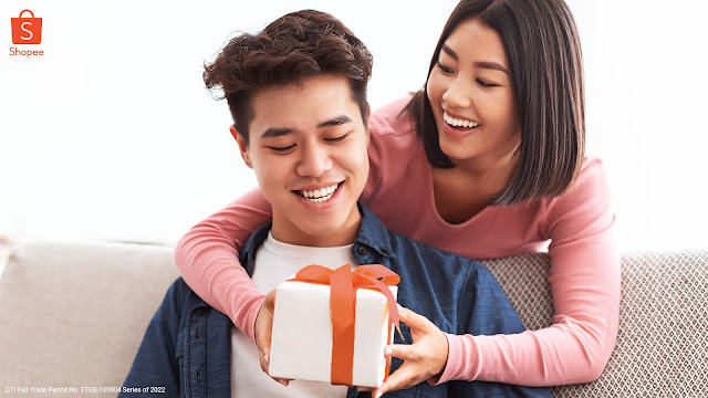 Answer this Shopee Love Language Quiz to find the perfect gift for your partner this Valentine’s Day