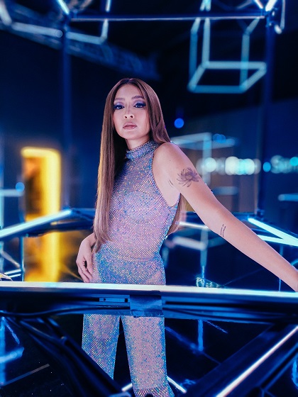 OPPO Reno Series ambassador Nadine Lustre captured by Magic Liwanag using the OPPO Reno8 5G 2