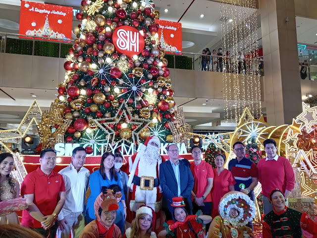 SM City Marikina hosts a dazzling holiday celebration