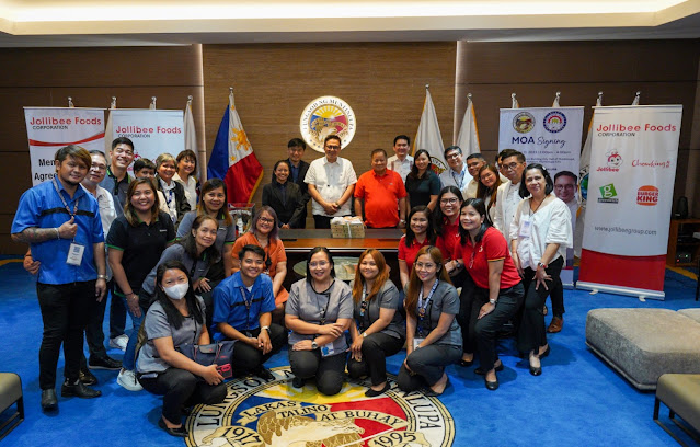 Jollibee Group Partners with Muntinlupa LGU to Provide Jobs for Senior Citizens, PWDs