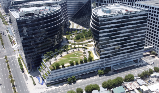 2 SM Offices Three ECom