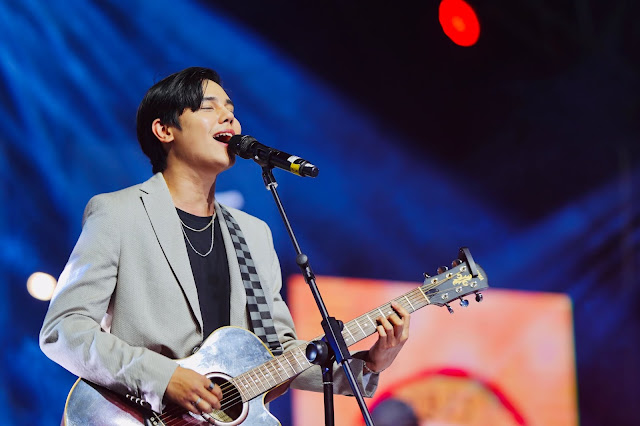Emerging OPM artists like Amiel Sol, Leona, and SSUNN brought a fresh OPM wave to Castaway Music Fest in SM City Baliwag.
