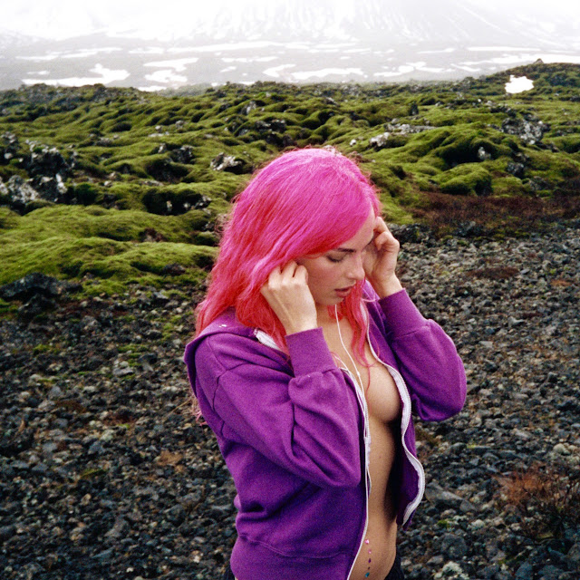Addison Rae releases new single “Headphones On” alongside dreamy new video
