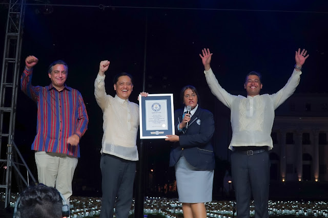Photo20220 20Sun20Life20Philippines20Liter20of20Light20and20National20Museum20of20the20Philippines20achieve20GUINNESS20WORLD20RECORDSE284A220title20for20largest20display20of20solar20powered20lamp