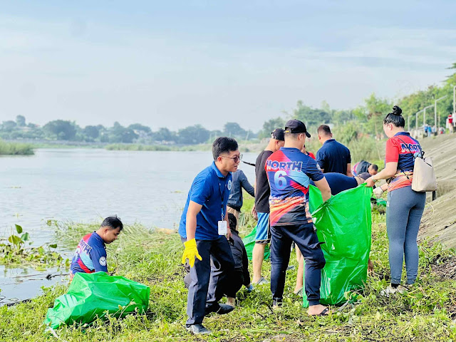 SM City Baliwag, Government Agencies Collect River Waste in Celebration of Int’l Coastal Cleanup Day